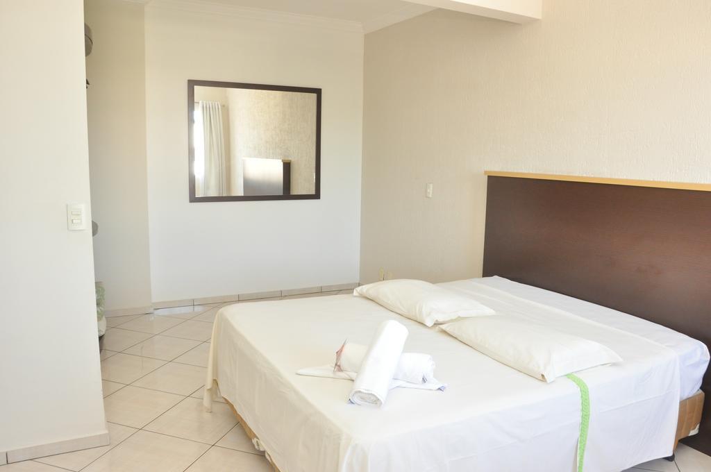 Hotel Maestro Express Toledo Exterior foto
